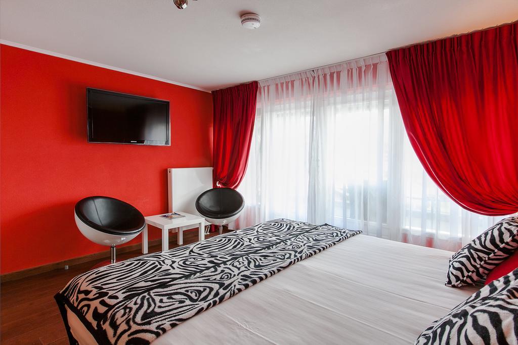 Alex Rooms Zwanenburg Exterior foto