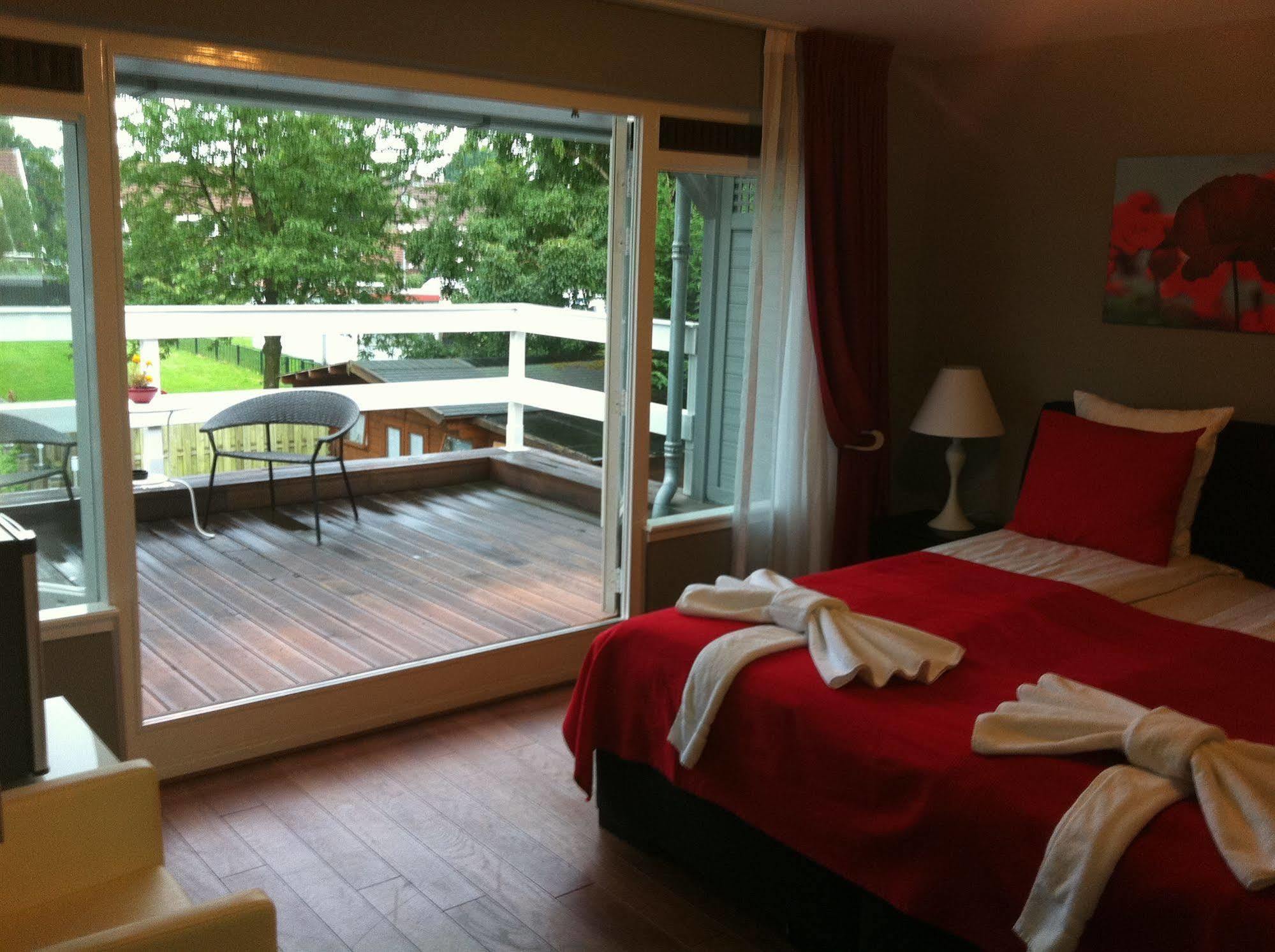Alex Rooms Zwanenburg Exterior foto